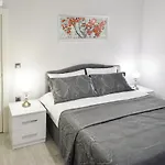 Melissa Apartment *
