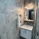 Melissa Apartment