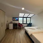 Melissa Apartment