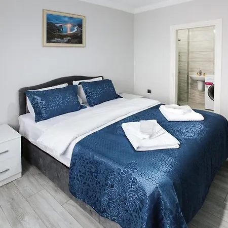 Melissa Apartment